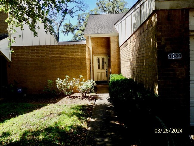 Photo - 1830 Veranda Dr Condo