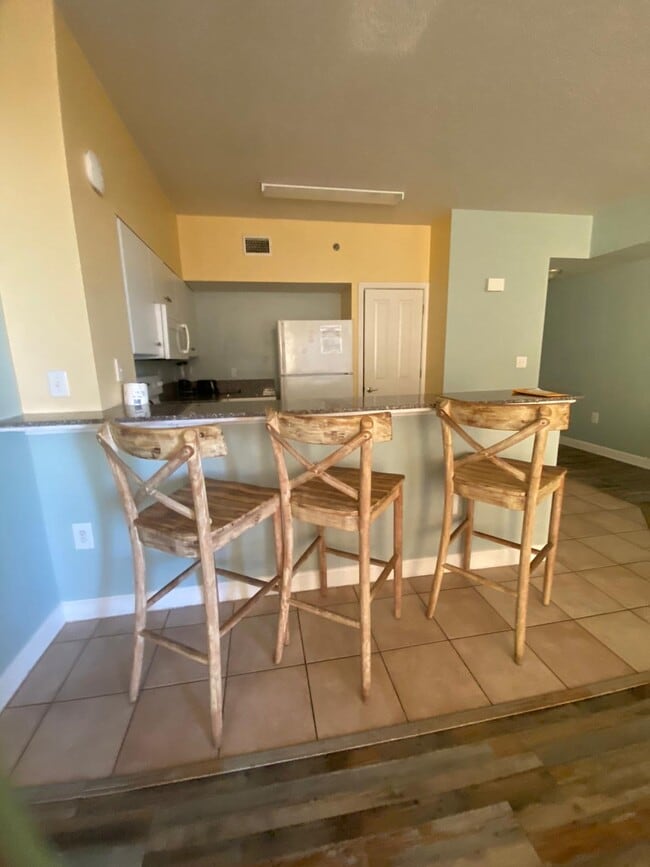 Photo - 9900 S Thomas Dr Unit 722