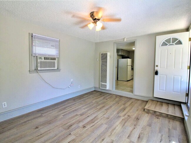 Photo - 2216 30th St Unit Rear