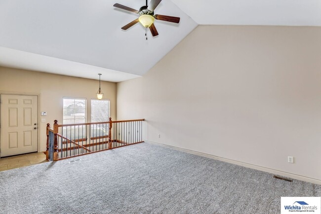 Building Photo - 9804-9806 E 19th St N Unit 9806 E 19th St N Rental