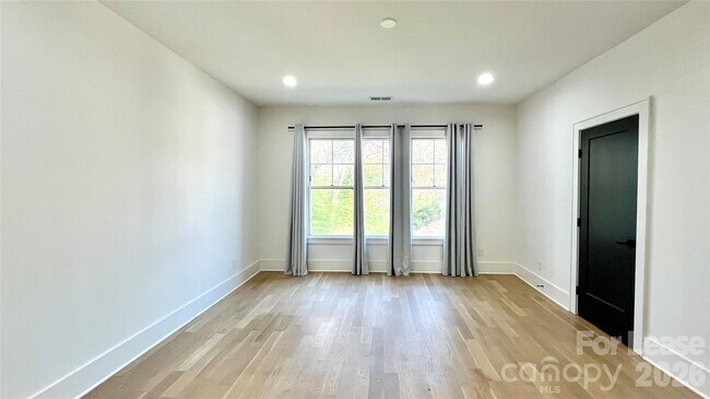 Photo - 610 West Blvd