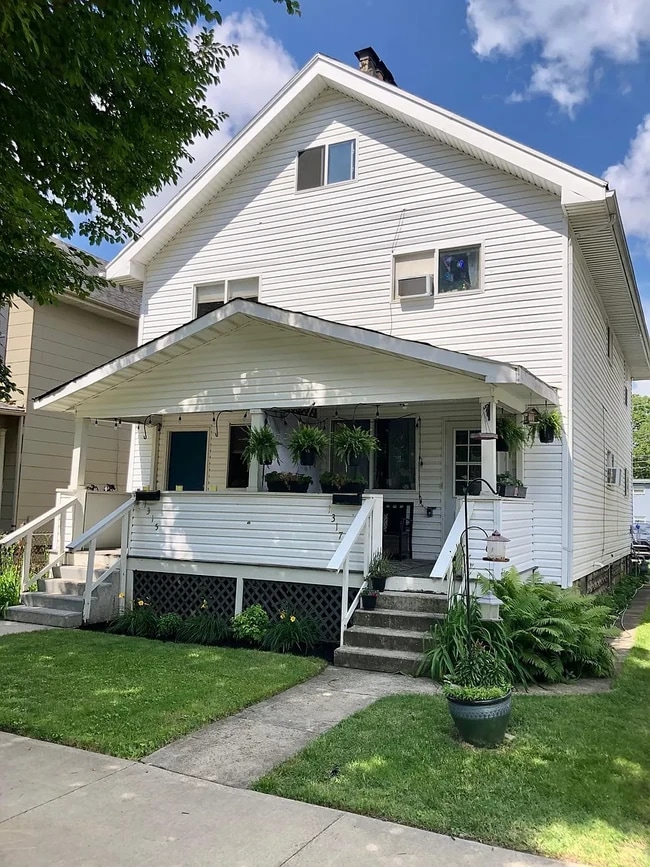 Photo - 1317 N 6th St