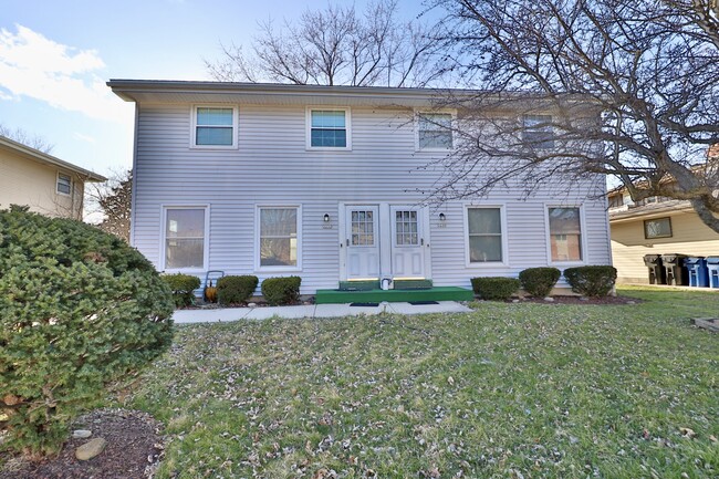 Photo - 3232 Indiana St Townhome