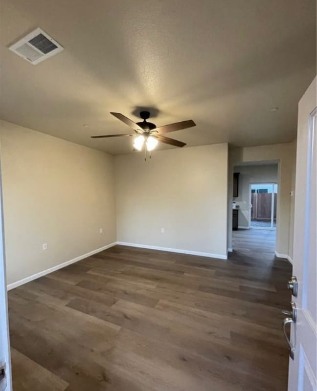 Photo - 3640 Newport Ave