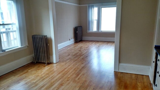 1530 Sherburne Ave