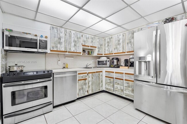 Photo - 13499 Biscayne Blvd Unit 406