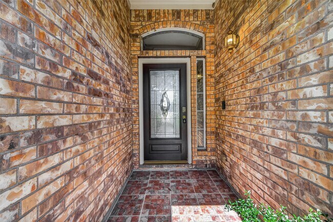 Photo - 4823 Grand Chateau Ln