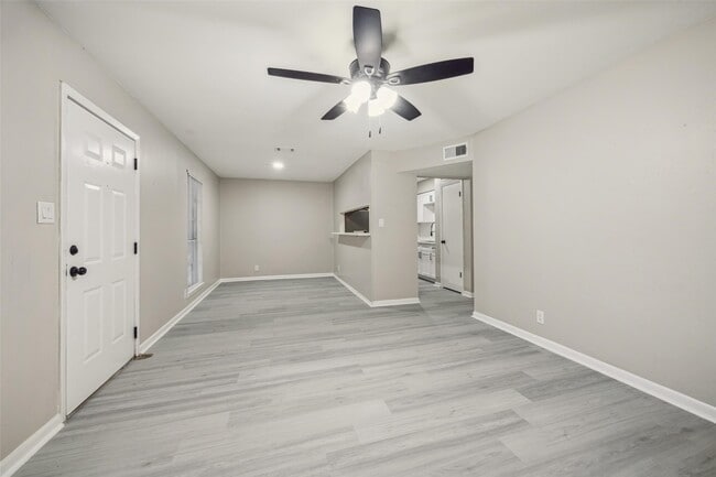 Photo - 910 7th Ave N Unidad 5