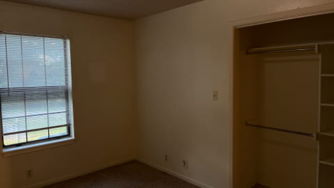 Photo - 1603 W Elm St