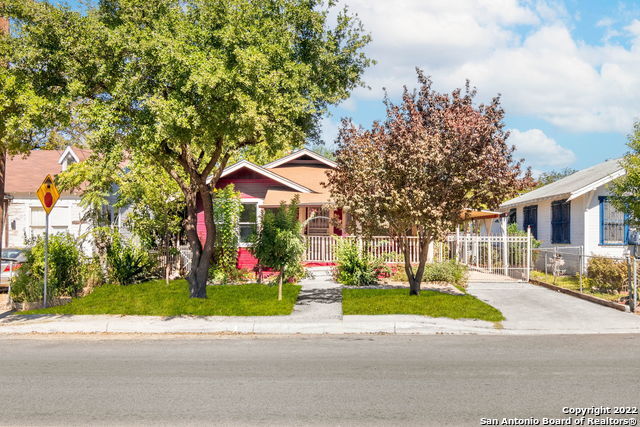 Photo - 323 Rigsby Ave