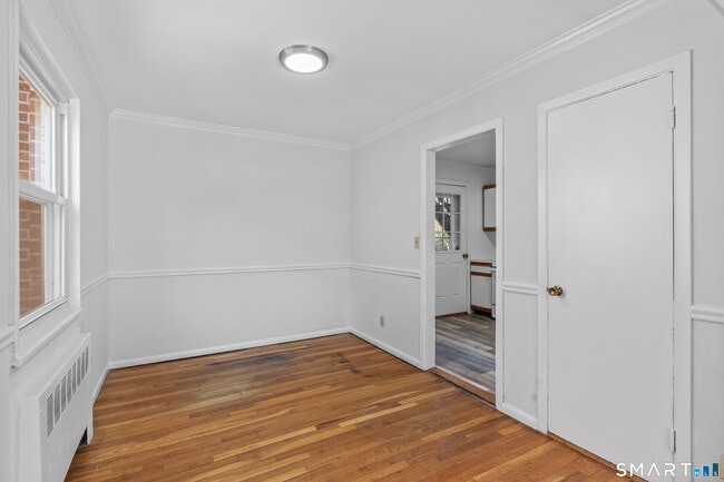 Photo - 146 Blachley Rd