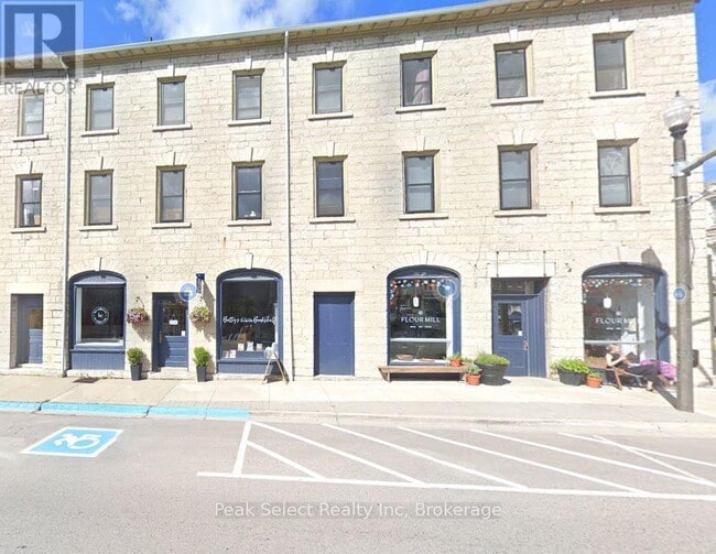 Photo - 20 Water St S Unit 31