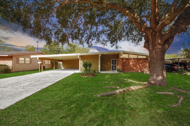 Photo - 5326 Heatherbrook Dr