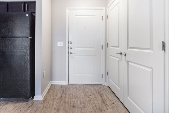 Photo - Sansom Pointe Senior