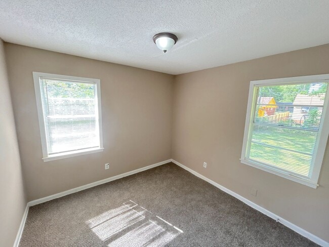 Photo - 2158 Pueblo Ave