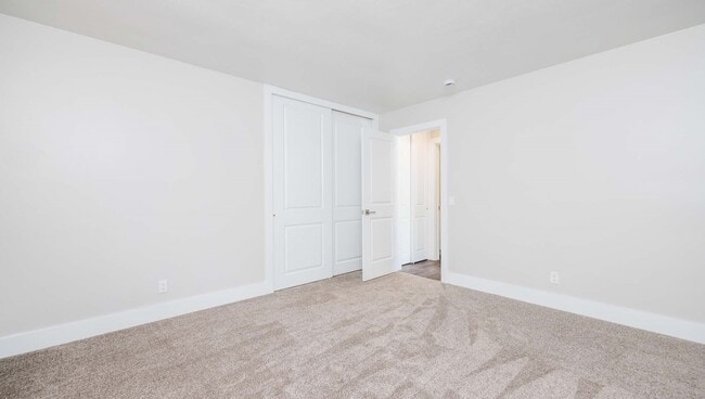 Parklane Apartments