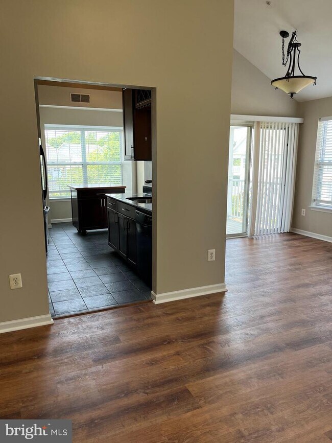 Photo - 5921 Founders Crossing Ct Unidad 304