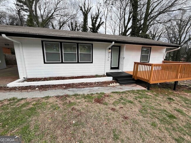 Building Photo - 1734 Cahoon St SW