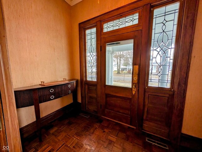 Photo - 1104 Franklin St