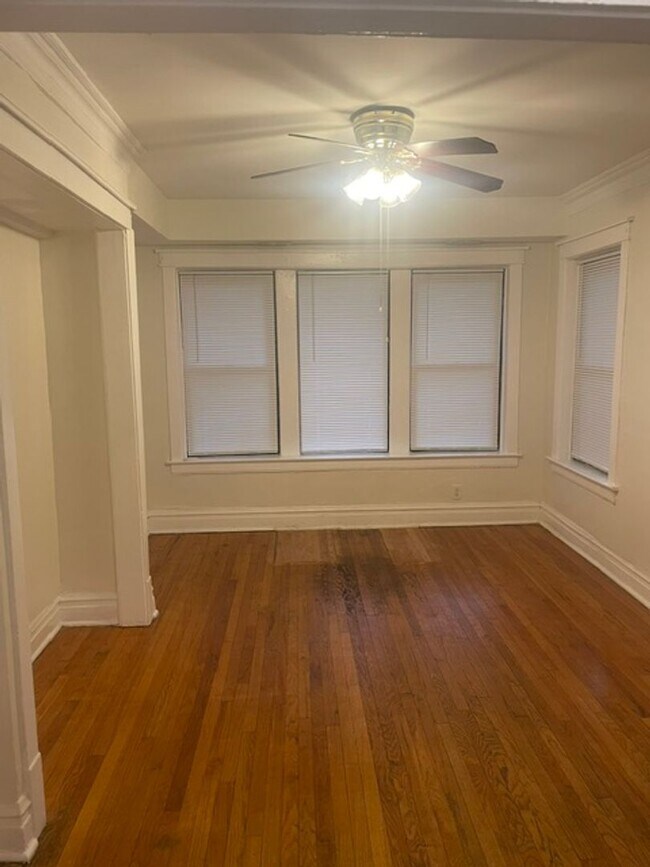 Photo - 1358 W Rosedale Ave Unit 5903-1