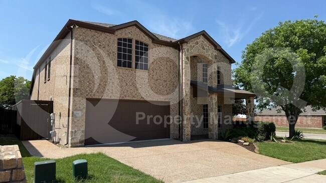 Photo - 501 Lipizzan Ln