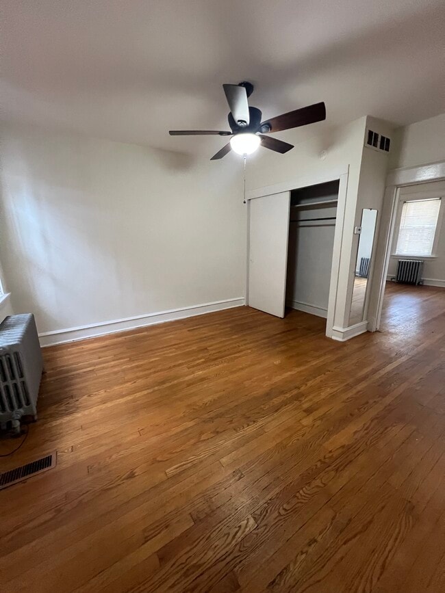 Photo - 106 W 35th St