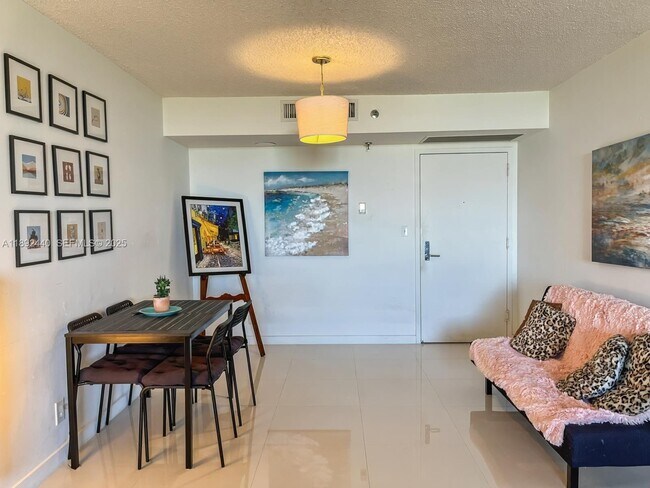 Photo - 3300 NE 192 St Unidad PH10