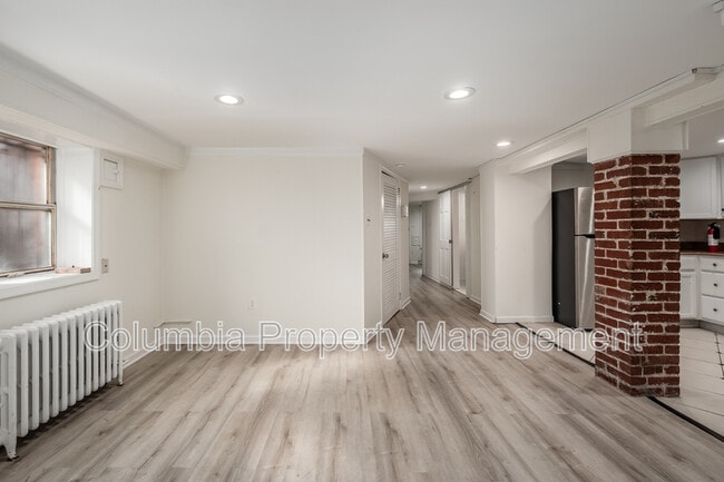 Photo - 1707 Kilbourne Pl NW