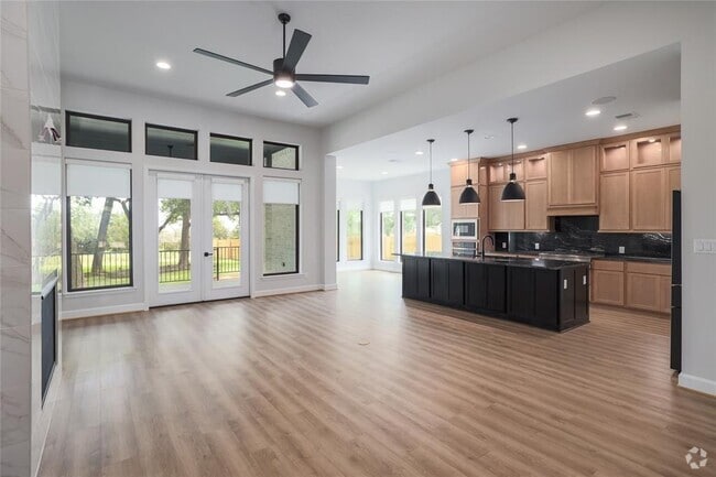 Building Photo - 1408 Logan Del Wy Rental