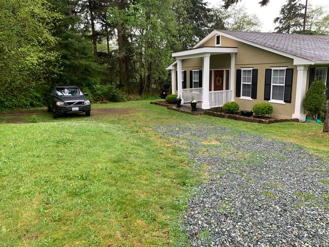 Photo - 4265 Hollydale Ln