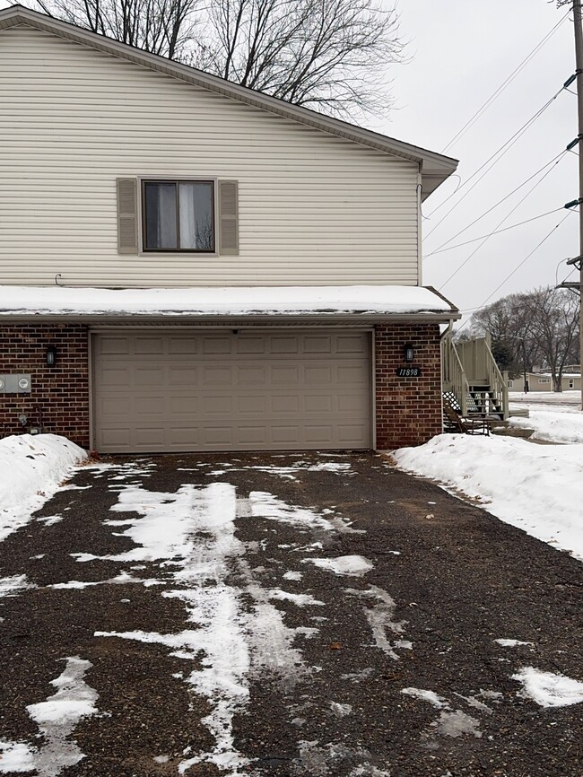 Building Photo - 11898 Tulip St NW