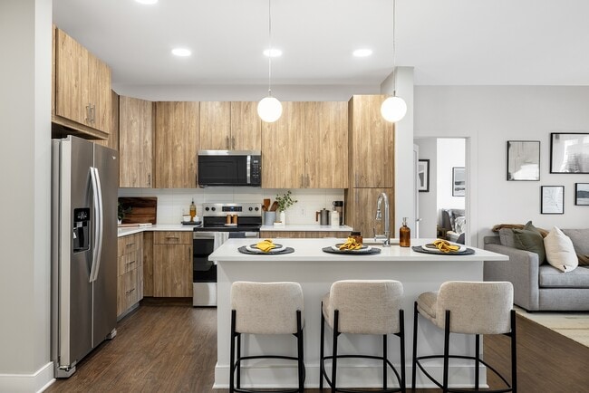 Photo - The Ironwood at Waldorf Station