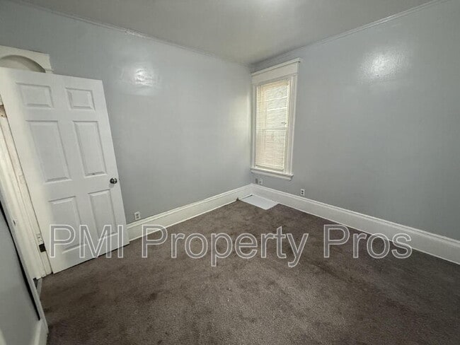 Building Photo - 1939 N 37th St