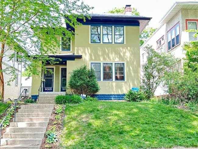 Building Photo - 2011 Ashland Ave