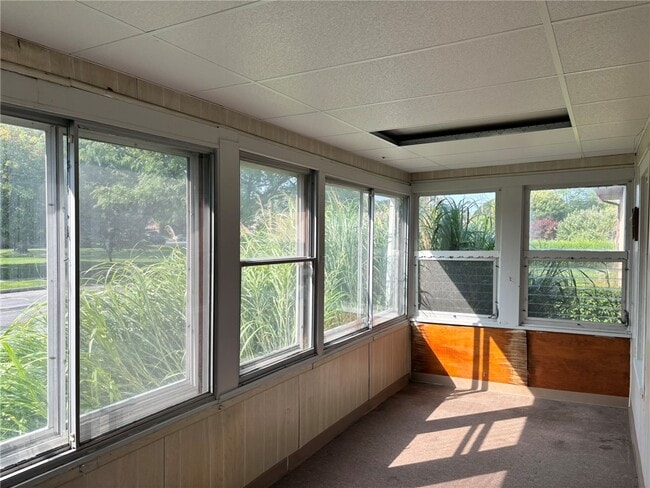 Photo - 2096 Norton St