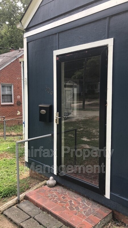 Photo - 506 E Club Blvd