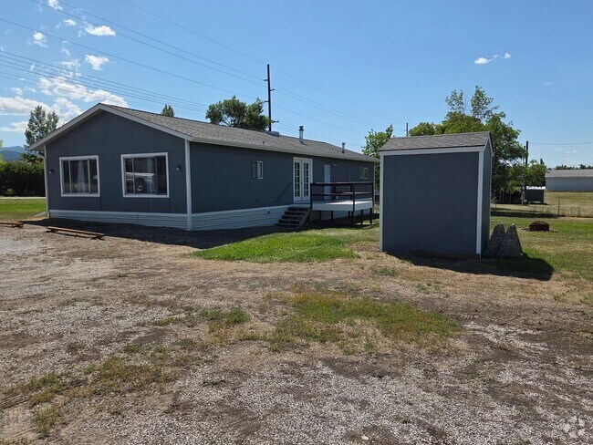 Building Photo - 2740 Winslow Ave Rental