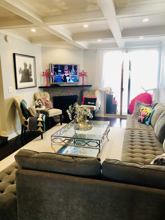 Photo - 1000 S Westgate Ave Unidad 411 Rental
