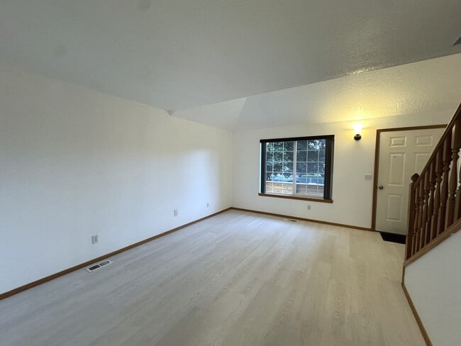 Photo - 4534 SW Pasadena St