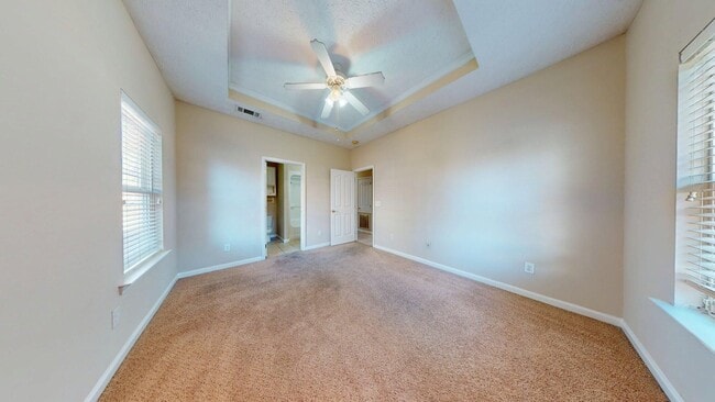 Photo - 3 Bedroom Unit at Ross Park