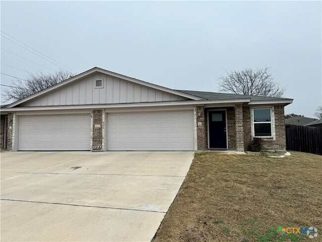 Building Photo - 1415 Shoshoni Trail Rental