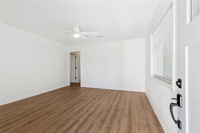 Photo - 1237 Helios Ave