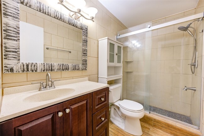 Building Photo - 12339 S Dairy Ashford Rd