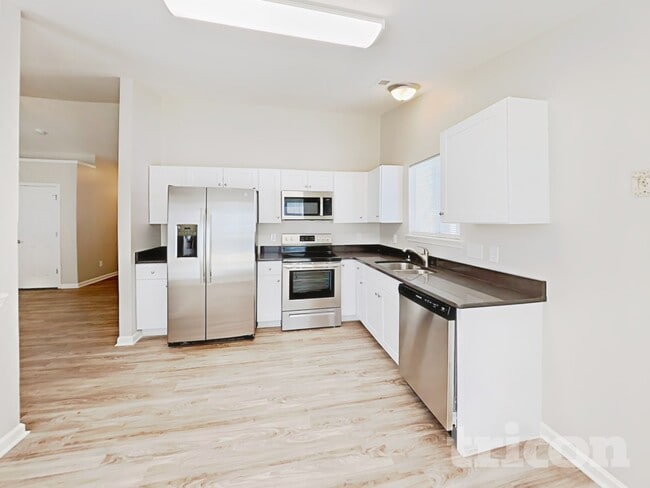 Photo - 1816 Oakdale Green Dr