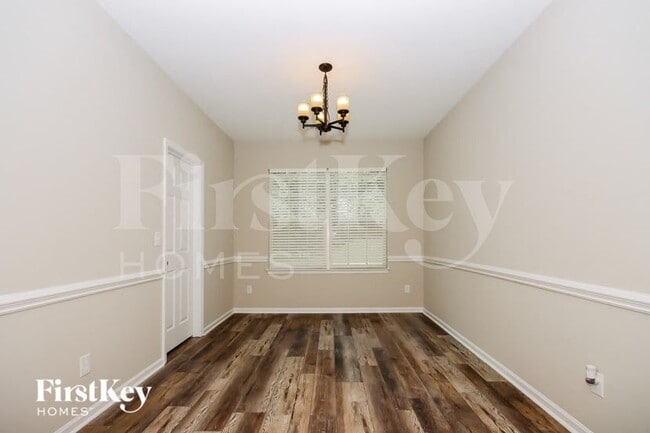 Photo - 105 Meandering Way Ln