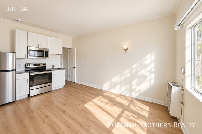 654 S Dunsmuir Ave Unit 203