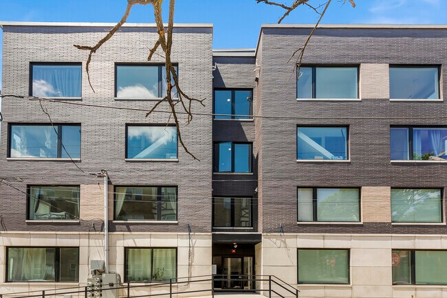 Photo - 4100 Ludlow St