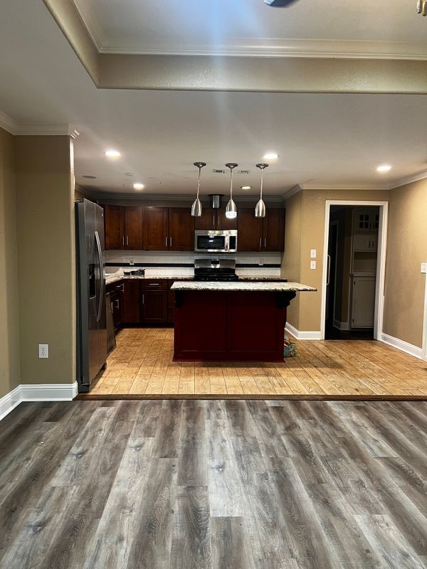 Photo - 1415 E Denman Ave