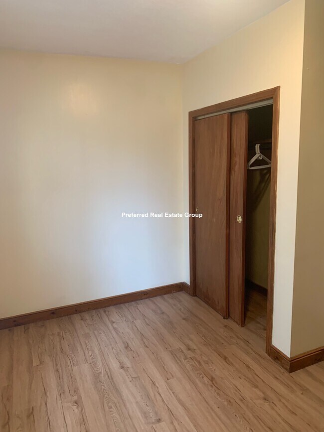 Photo - 96 Millet St Unidad 1