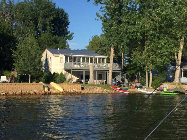 118 Willow Point Dr